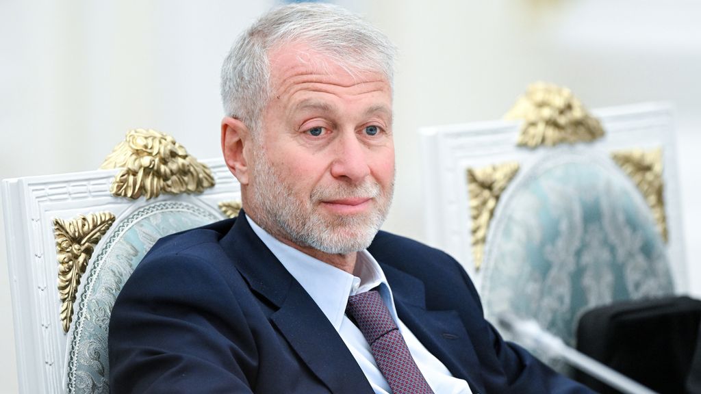 FA klaagt Chelsea aan om 74 transferovertredingen in tijdperk Abramovitsj