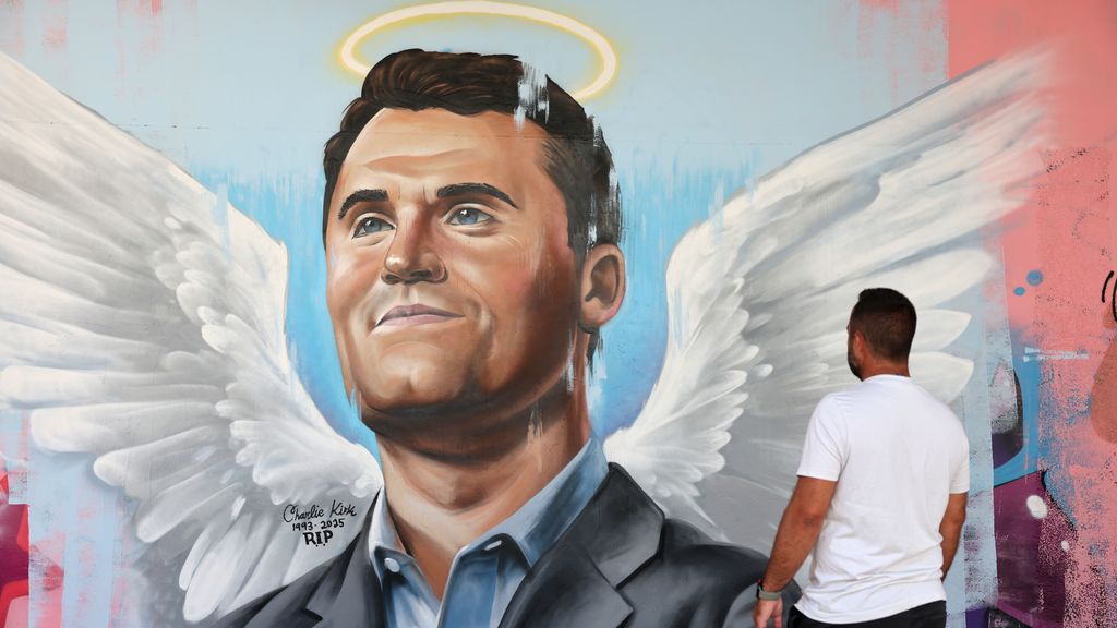 Wspomnienia o Charlie Kirk: Kluczowa postać w ruchu MAGA