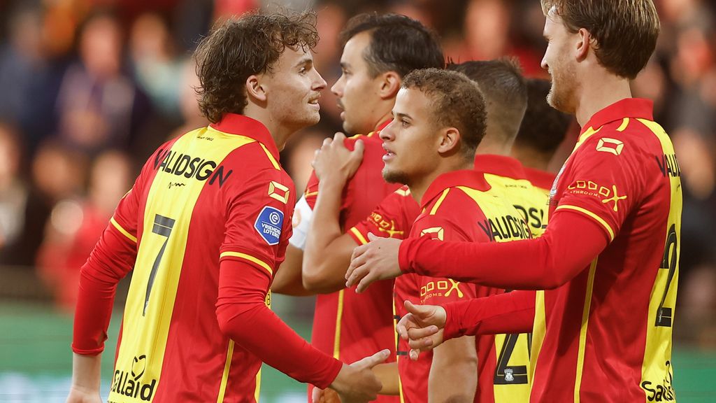 Go Ahead wint na uitgestelde aftrap van Volendam en pakt eerste zege van het seizoen
