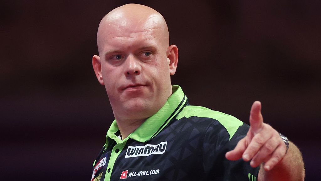 Van Gerwen triumfuje w Amsterdamie, pokonując Humphriesa