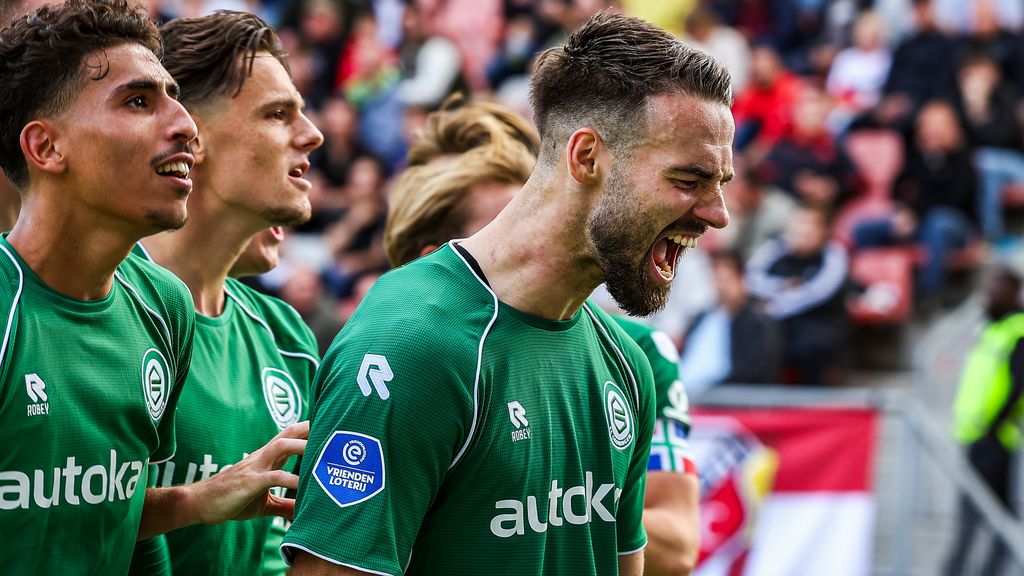 Groningen wint dankzij Rente en VAR verdiend in Utrecht