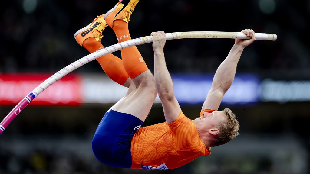 Jak transportować tyczki do skoków o tyczce na Mistrzostwa Świata?