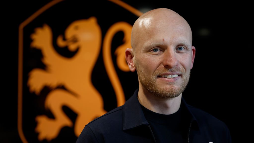 Volgens Veurink gaat er veel goed bij Oranje, maar 'strijd en intensiteit kan beter'