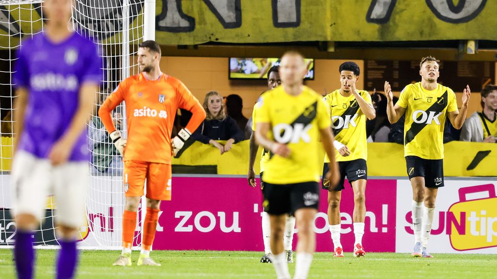 Late kopgoal Van Hooijdonk bezorgt NAC zege op puntloos Heracles
