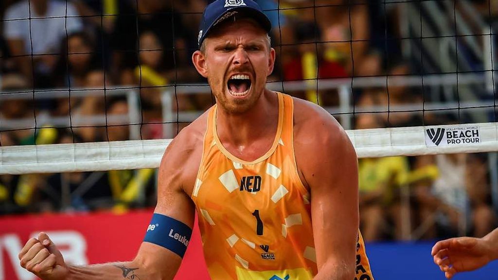 Dwa holenderskie duety siatkówki plażowej w półfinałach Elite16
