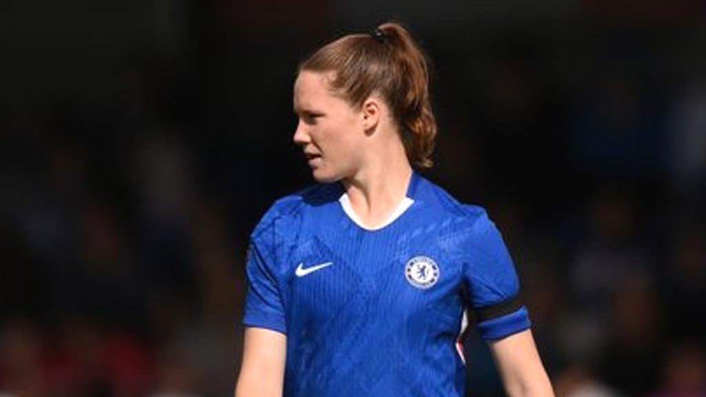 Buurman maakt debuut voor winnend Chelsea, Leuchter helpt PSG aan zege