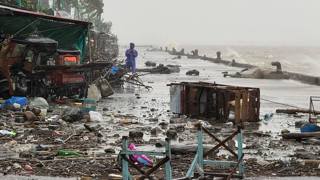Silny huragan Ragasa zagraża Filipinom i Chinom
