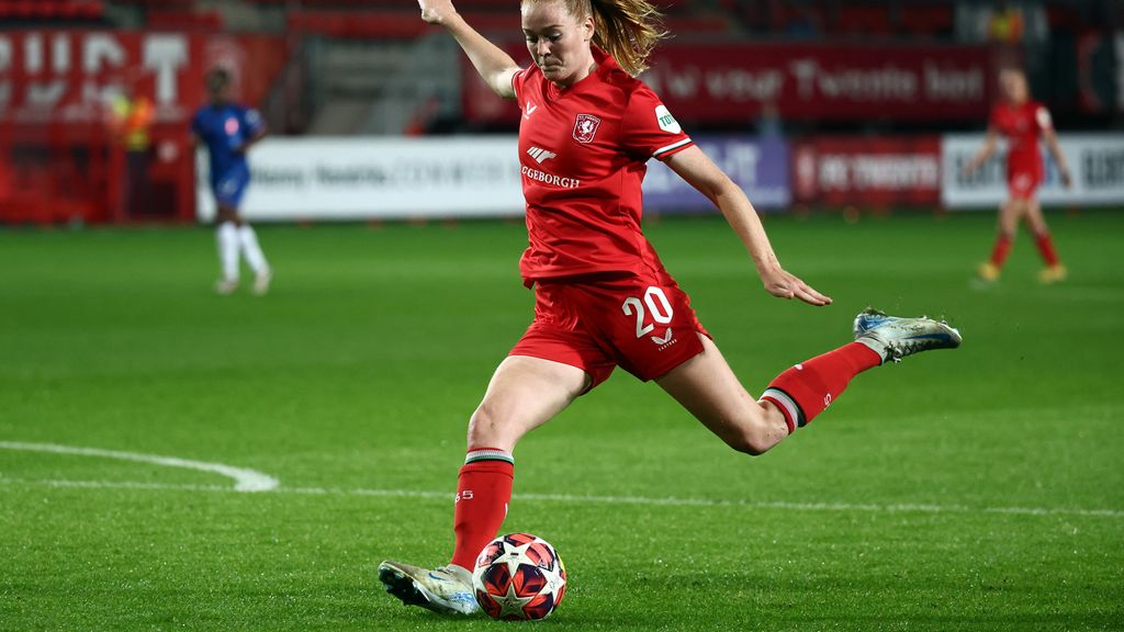 FC Twente speelt last-minute gelijk tegen Real Madrid - kijk nu live mee (1-1)