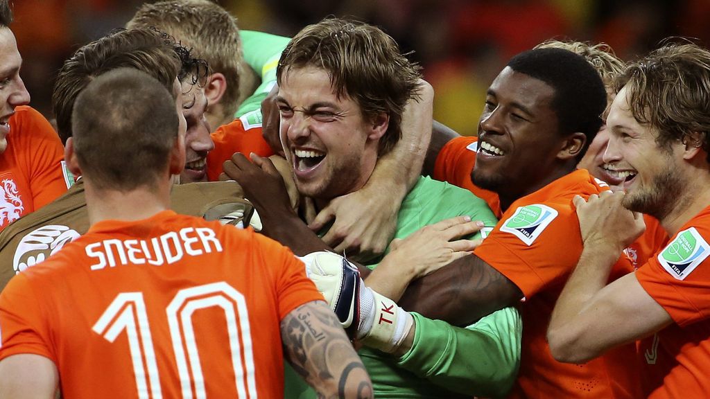 Keeper en Oranjes penaltyheld van WK 2014 Krul (37) beëindigt carrière