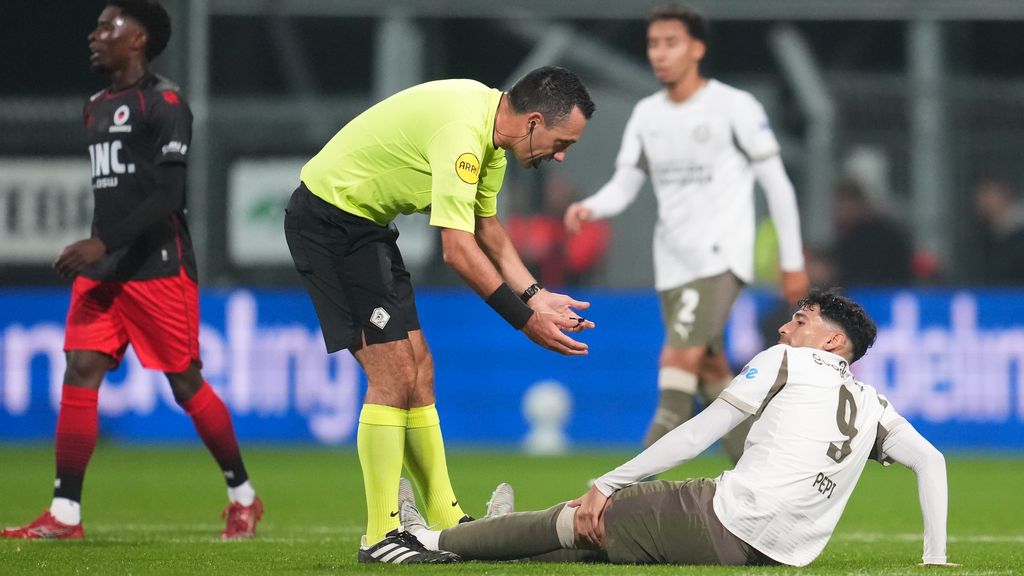 PSV wint zonder glans van Excelsior, spitsenprobleem neemt toe met uitvallen Pepi