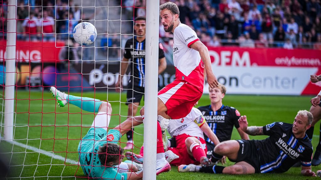 Utrecht thuis op valreep naast Heerenveen dankzij frommelgoal Min