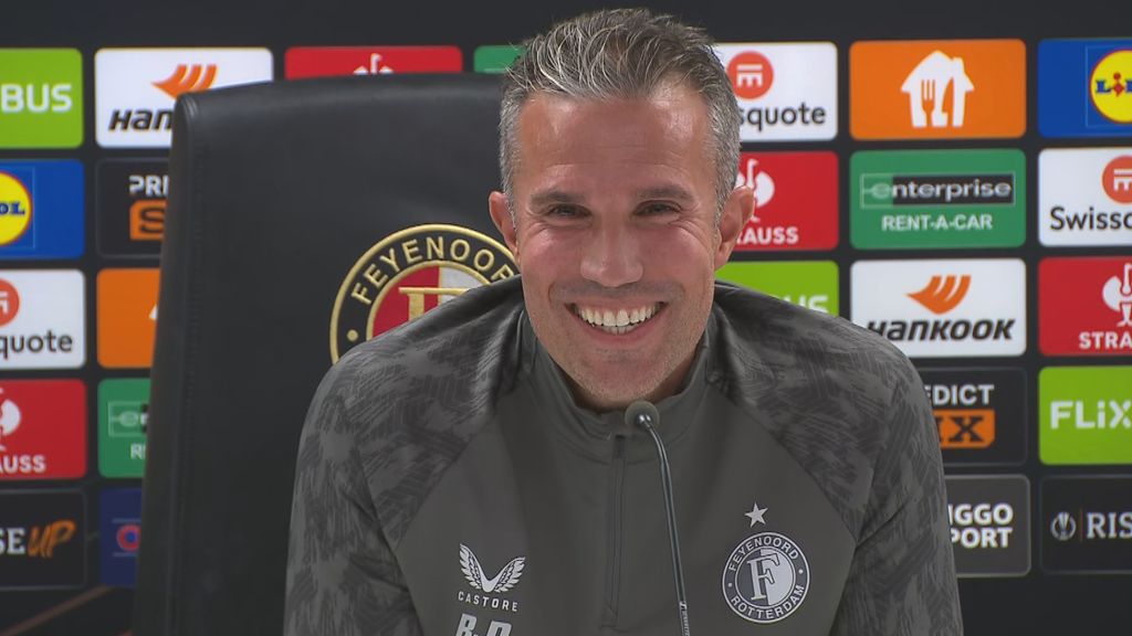 Goedgemutste Van Persie mist Timber tegen 'fantastisch' Aston Villa