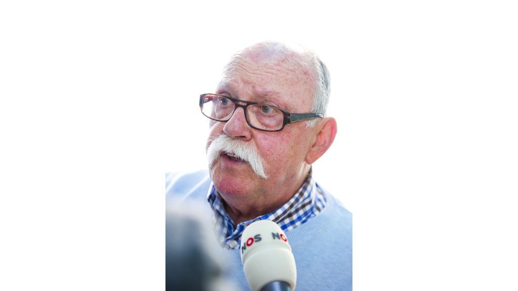 NOS-muziekman Van der Velden overleden, bekend van Radio Tour de France