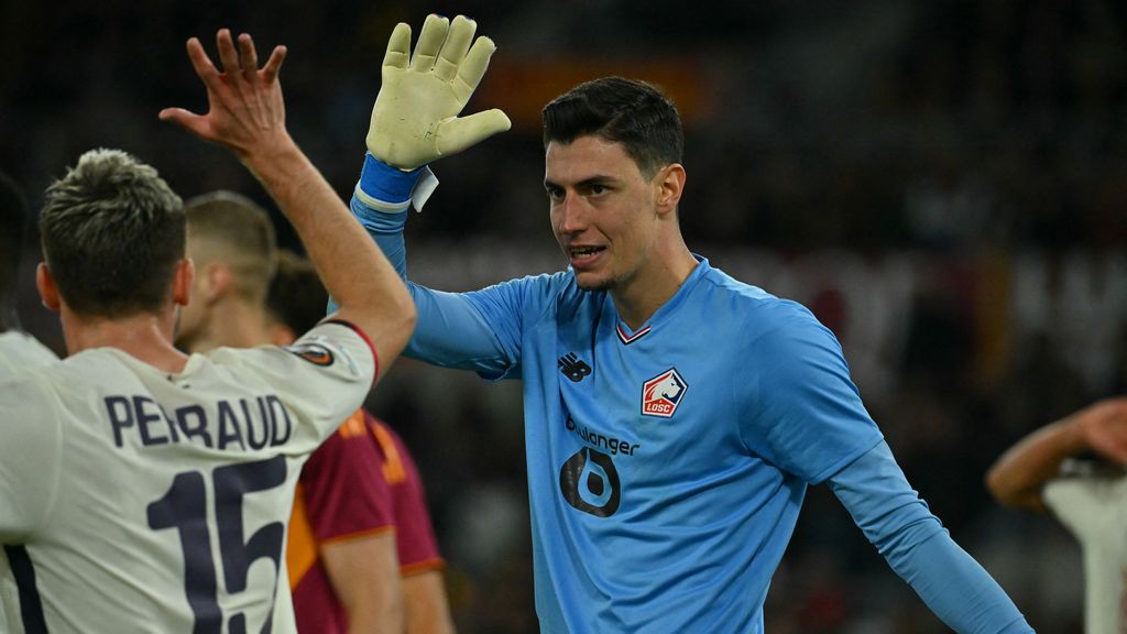 Lille-doelman Özer keert drie strafschoppen op rij, weer een Kluivert trefzeker in Europa