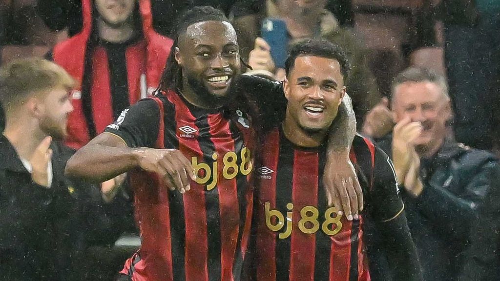 Scorende Kluivert belangrijk bij zege Bournemouth, dat naar tweede plek klimt
