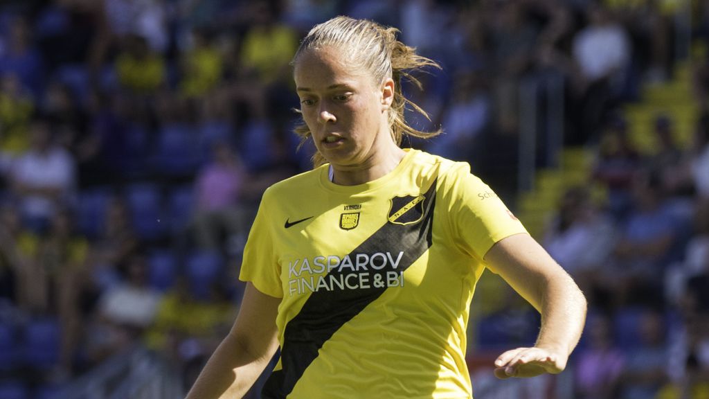 Voetbalsters NAC na gelijkspel tegen Hera United van de nul af in eredivisie