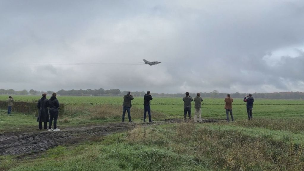 NAVO-oefening Volkel trekt veel spotters: 'Vliegtuigen die je zelden ziet'