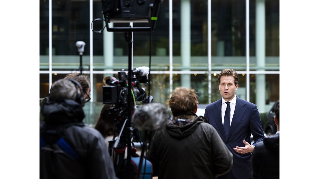 Minister Karremans wil overleg met China over exportverbod Nexperia-chips
