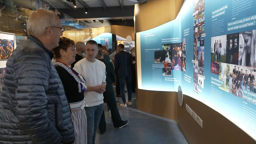 Expositie in Volendam, 25 jaar na de nieuwsjaarsbrand in café 't Hemeltje