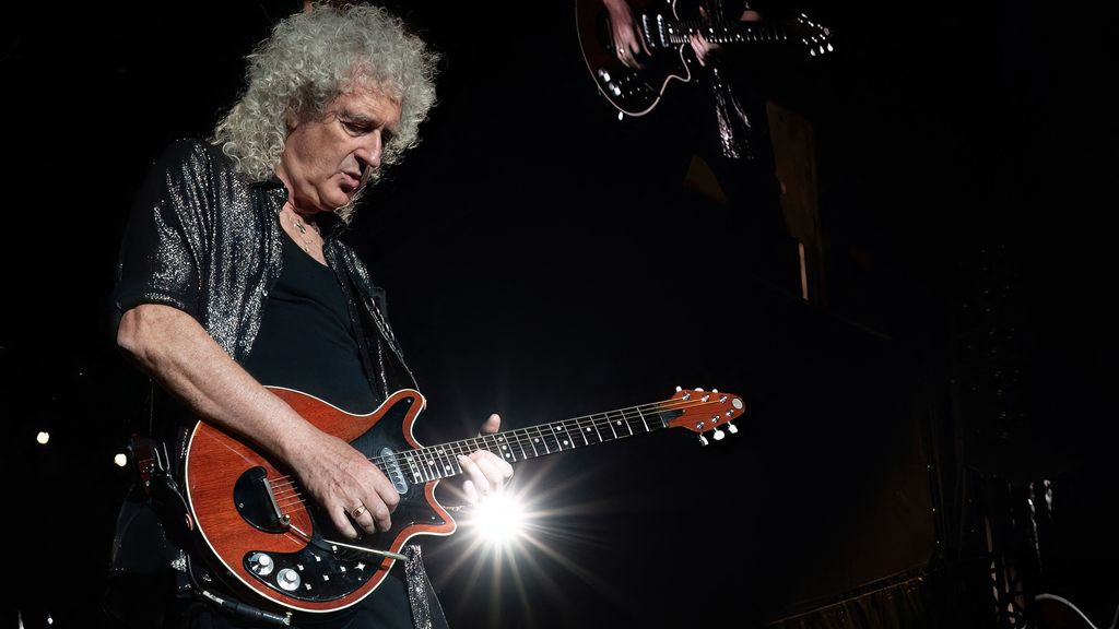 Verrassing voor Queen-fans: Brian May duikt op bij première We Will Rock You