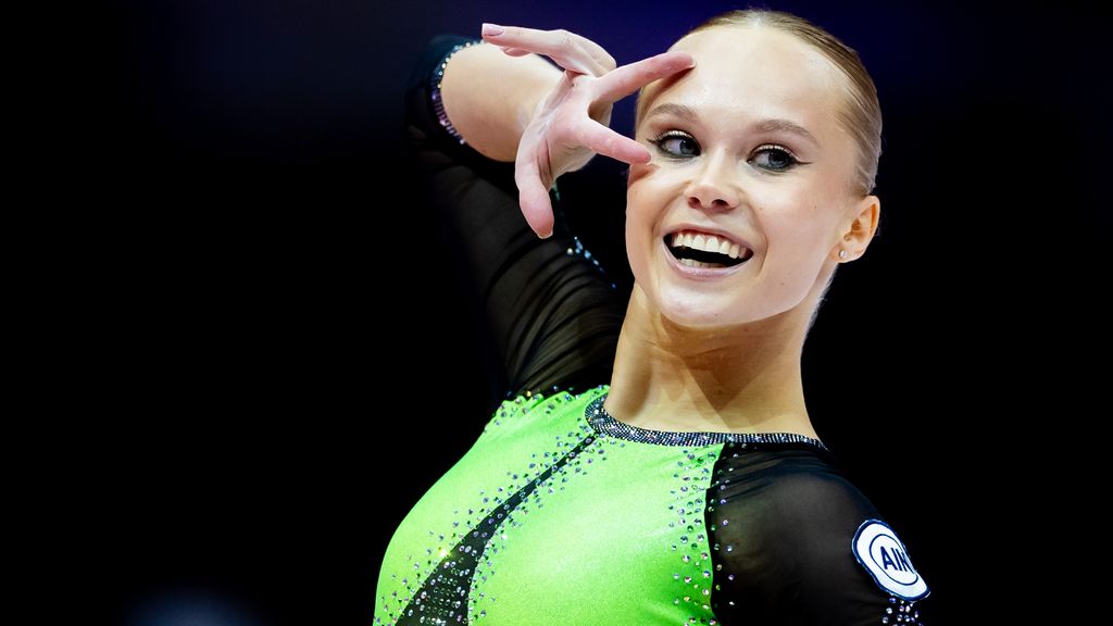 'Neutrale' Melnikova wint bij rentree op WK meerkampgoud, Visser negende