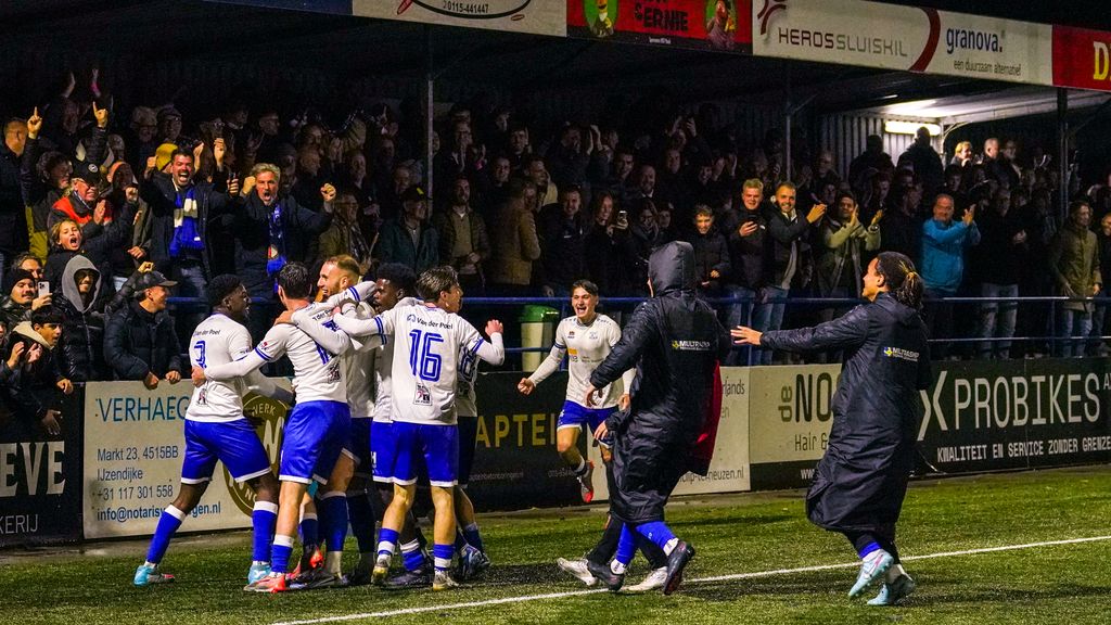 Amateurs 'stunten' steeds vaker tegen profs in KNVB-beker, hoe kan dat?
