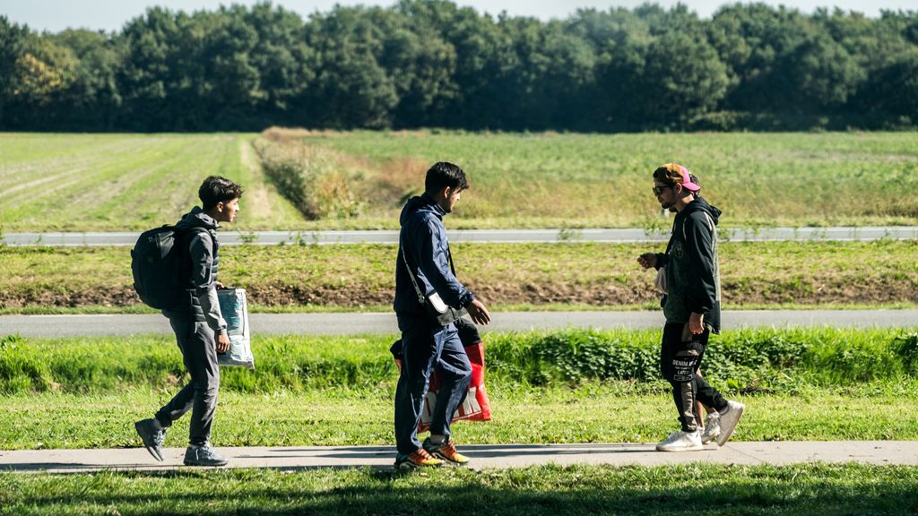 Foto: Minder asielaanvragen dit jaar in Nederland, wel meer nareizigers