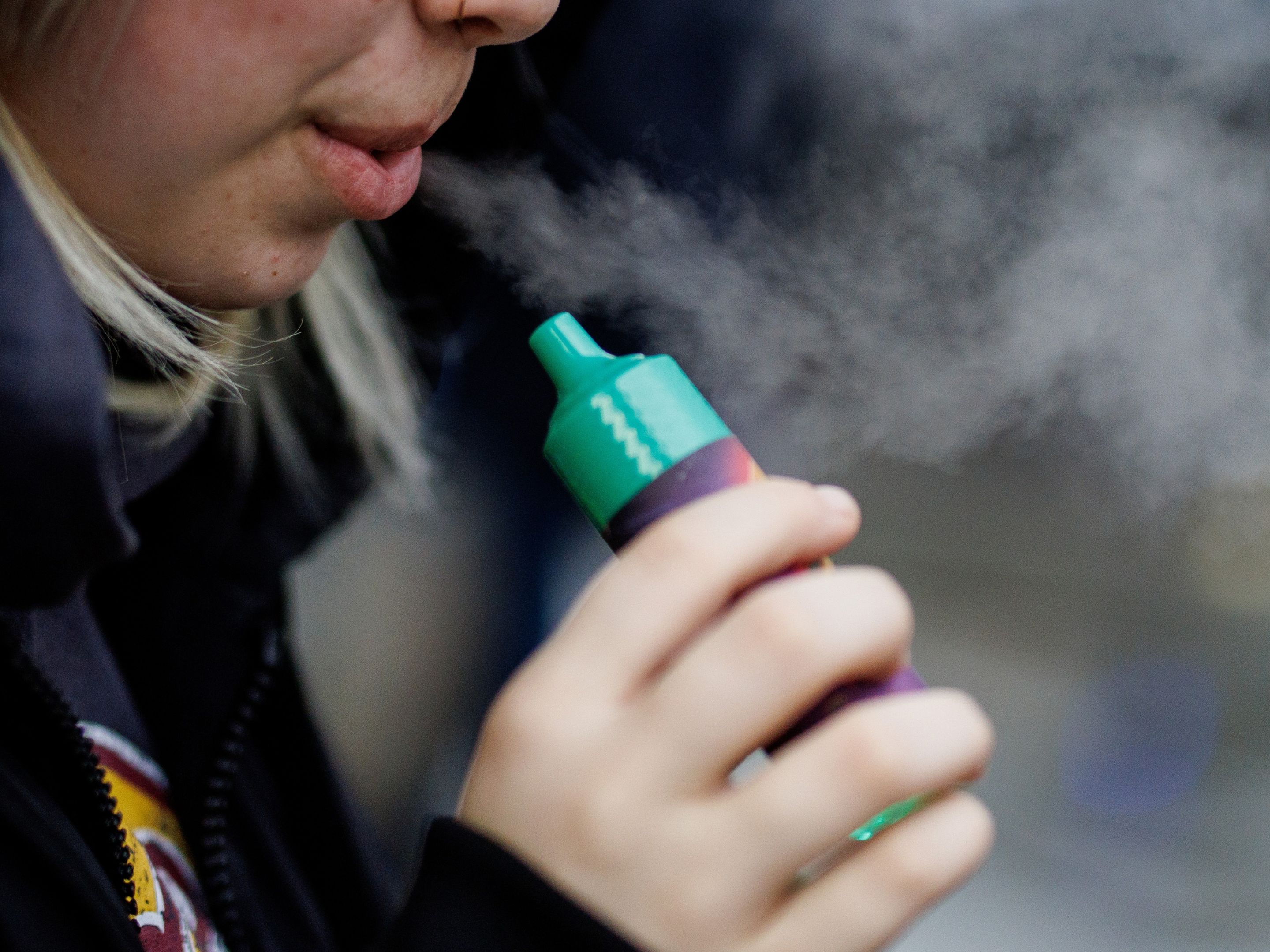 second hand vape smoke Mag je vapes meenemen in het vliegtuig? De ultieme reisgids main image 0
