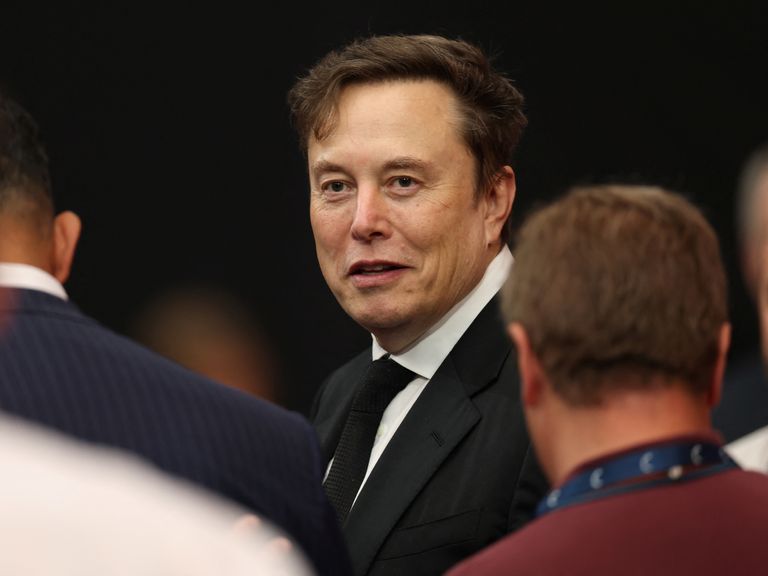 Image for 1000 miljard dollar voor één iemand: vijf vragen over gigabonus voor Musk