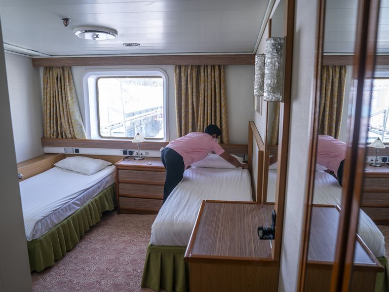 Image for COA verbaast zich over uitspraken van asielminister Keijzer over lege bedden