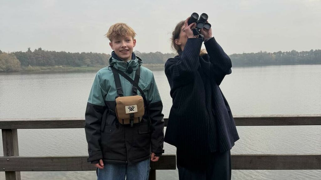 Lukas gaat kraanvogels spotten met zijn vader