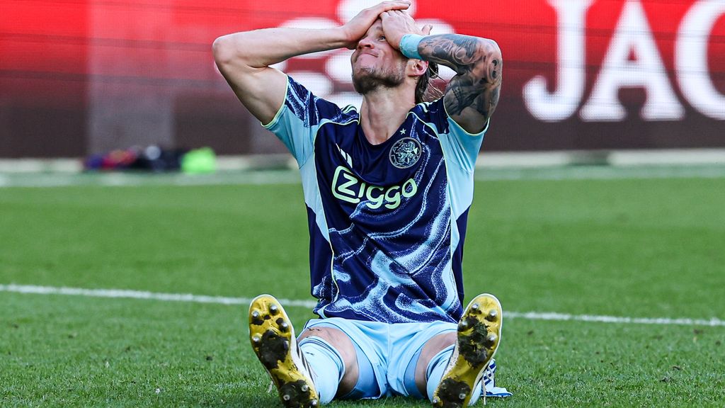 FC Utrecht duwt Ajax dieper in ellende, ook zonder Heitinga gaan Amsterdammers onderuit