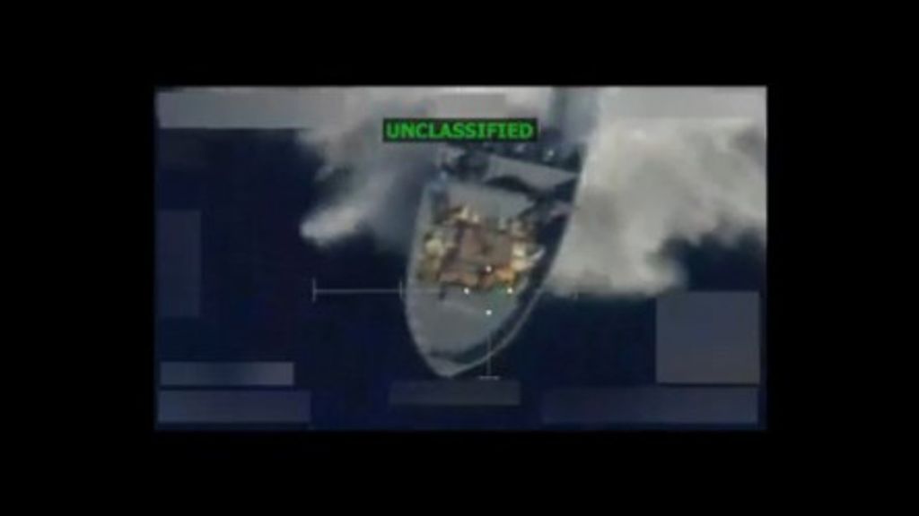 Foto: Opnieuw vernietigt VS vermeende drugsboten, zes opvarenden gedood 