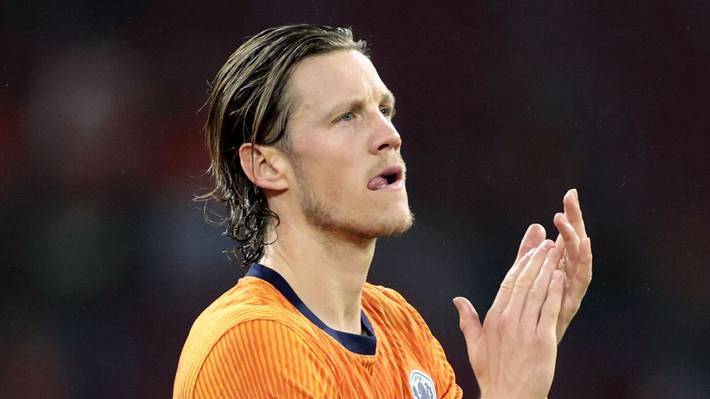 Weghorst niet fit genoeg en verlaat trainingskamp van Oranje