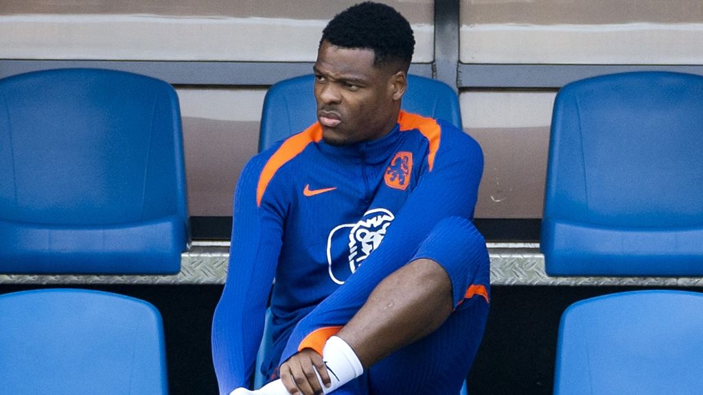 Dumfries ontbreekt bij Oranje in WK-kwalificatieduel met Polen