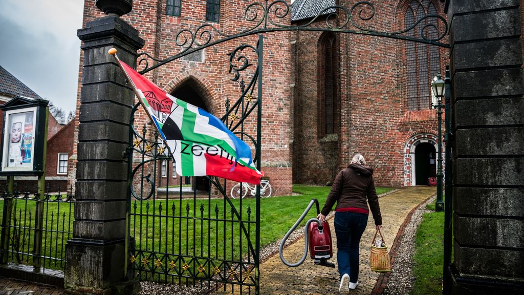 Foto: Aardbeving fysieke en mentale klap voor Groningers, tientallen schademeldingen