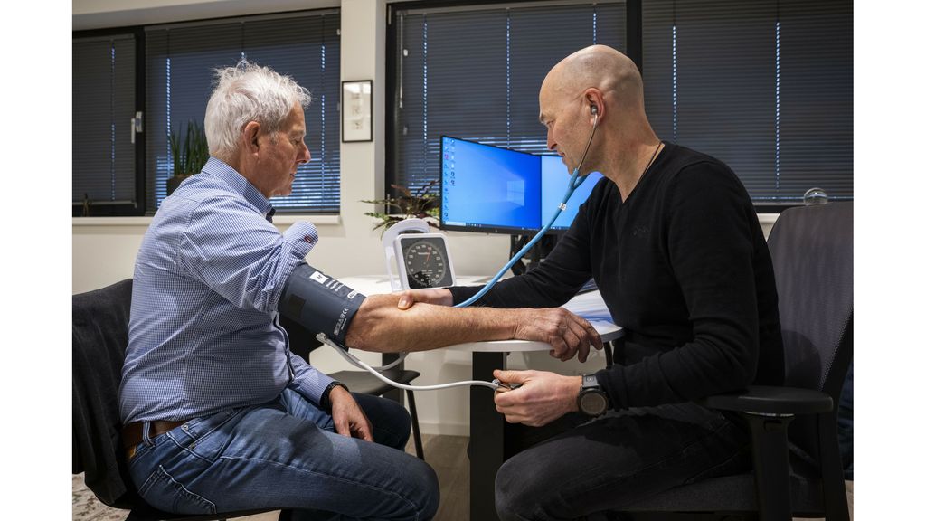 Foto: Rechter: huisartsen onderbetaald door te lage tarieven van toezichthouder