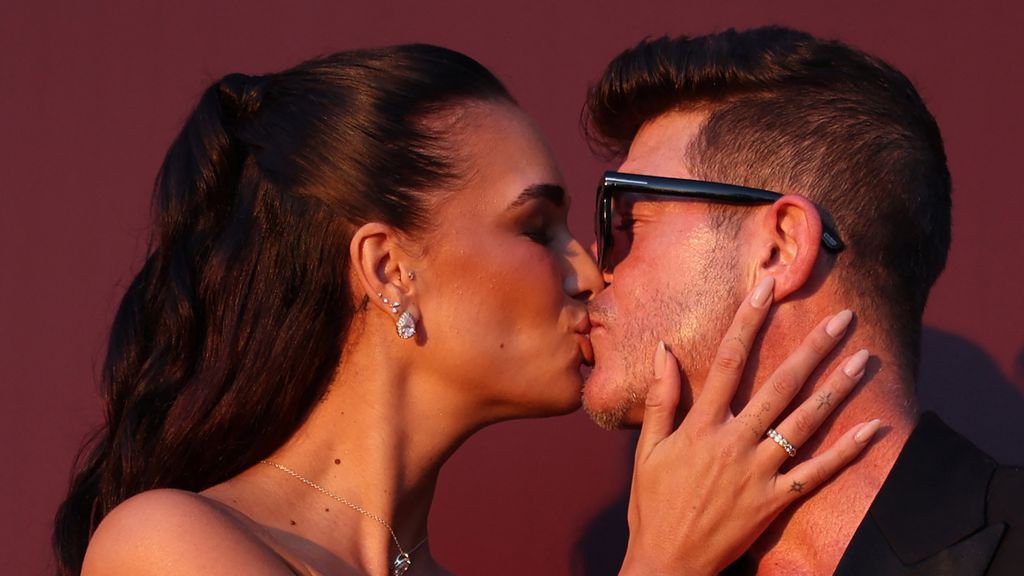 Foto: Eerste zoen werd meer dan 21 miljoen jaar geleden al gegeven