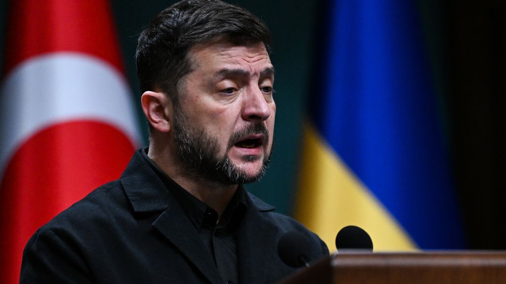 Foto: Zelensky zit 'in perfecte storm', nu alles tegen Oekraïne samenkomt