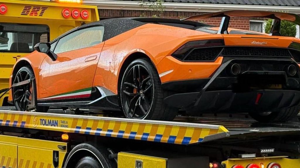 Foto: Aanhoudingen voor gesjoemel met subsidie aardbevingsschade