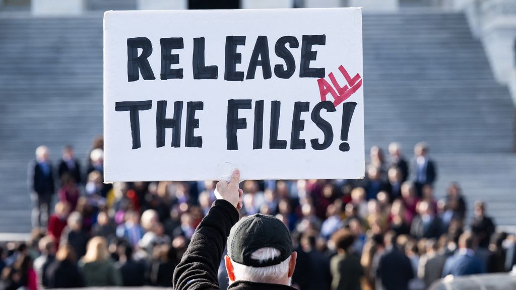 Foto: 20.000 documenten geven inkijkje in de wereld van Epstein 