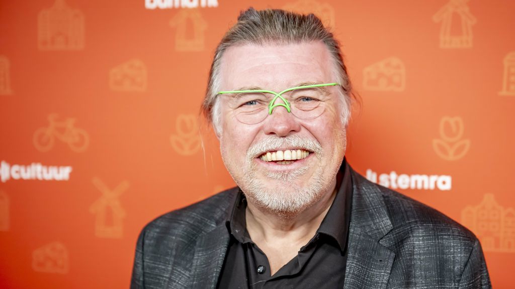 Drentse zanger René Karst (Atje voor de sfeer) op 59-jarige leeftijd overleden