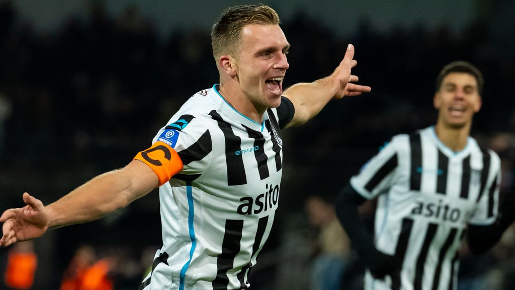 Heracles buigt achterstand in drie minuten om in voorsprong • Fortuna maakt gelijk bij Sparta