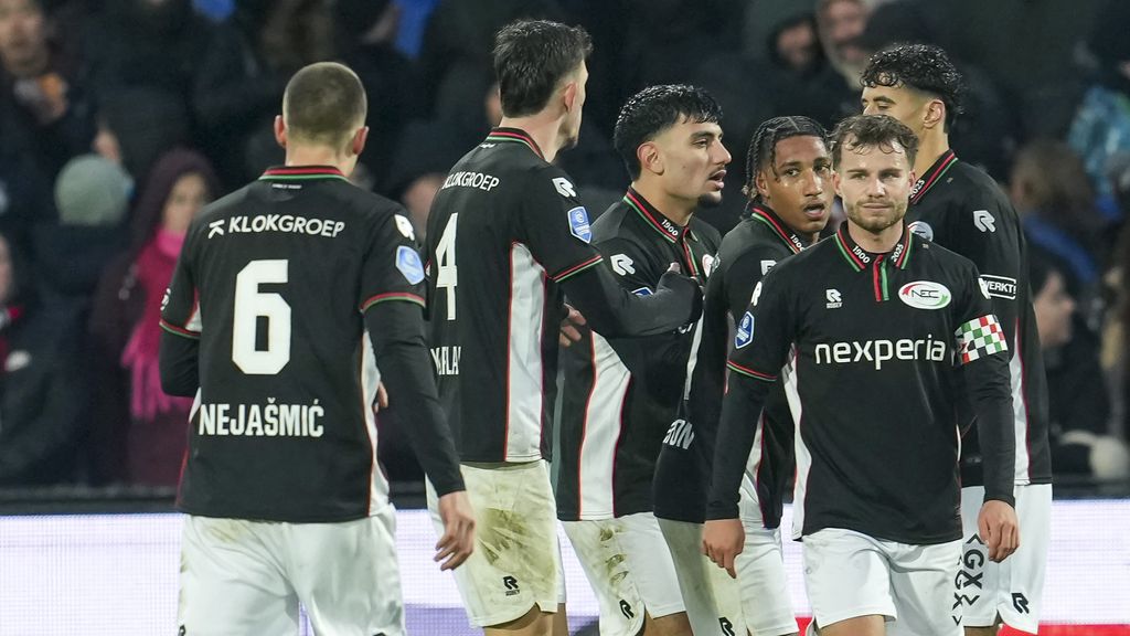 NEC op rand van zege in De Kuip (2-3) • Telstar strijdt om drie punten tegen Utrecht