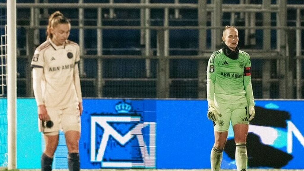Deceptie voetbalsters Ajax in Zwolse sneeuw: 7-1 nederlaag bij PEC