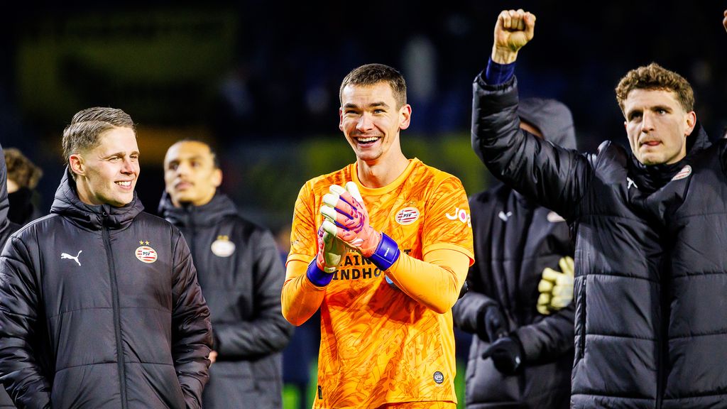 PSV grote winnaar speelronde 13 • Feyenoord pijnlijk onderuit tegen NEC