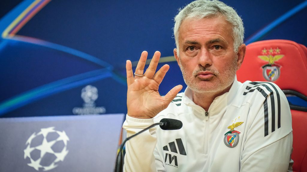 Mourinho won al zijn zeven voorgaande duels met Ajax: 'Dat zegt me helemaal niets'