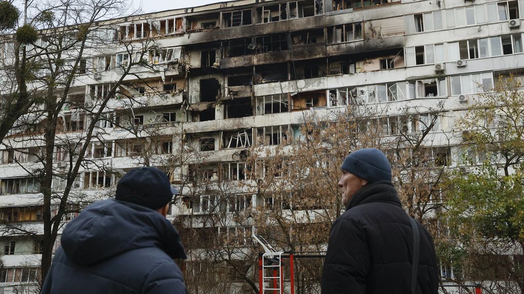 25/11 in Nieuwsuur: Schoof over Oekraïne-onderhandelingen • Uitspraak Vlaardings pleegmeisje • Burge