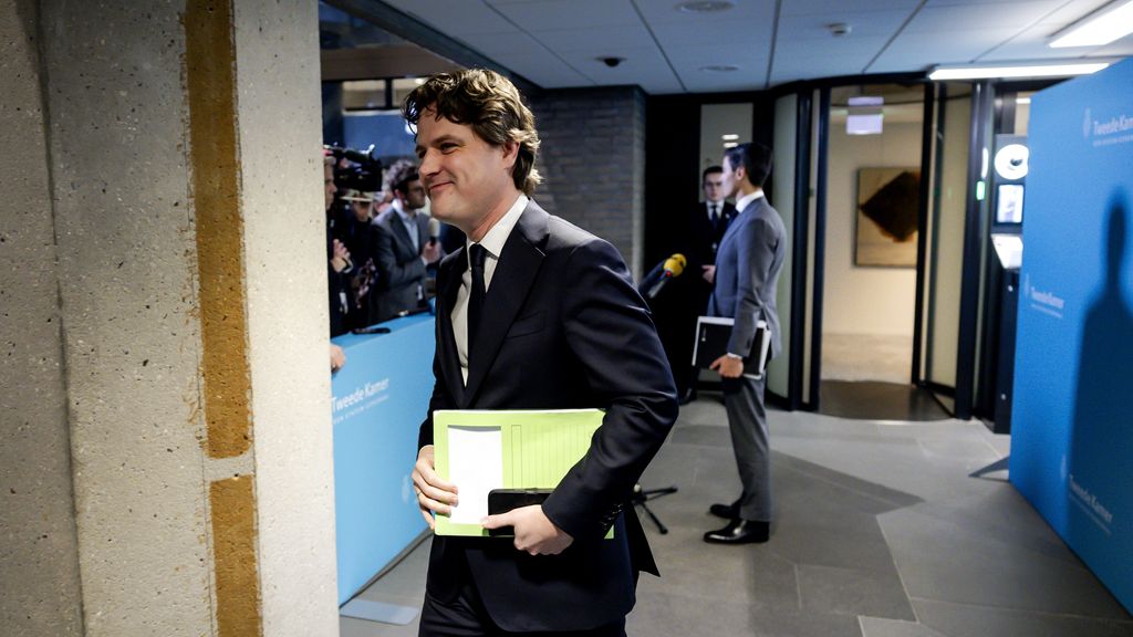 D66 en CDA ‘stoeien’ over teksten • Onbekend wanneer andere partijen aanhaken