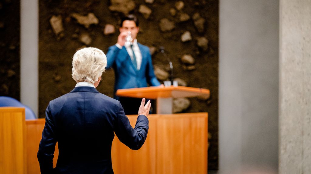 26/11 in Nieuwsuur: Het Haagse spel rond strafbaarstelling illegaliteit • Eerwraakverdachte naar Syrië gevlucht • Vogelgriep laait weer op